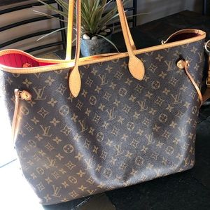 Louis Vuitton Neverfull